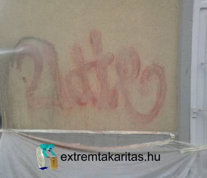 Graffiti takarítás